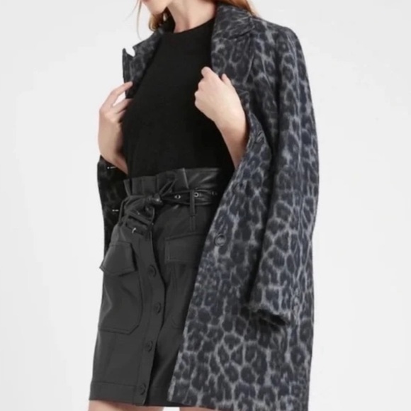 SALE! NWT Banana Republic faux leather skirt size 6 - Picture 2 of 6